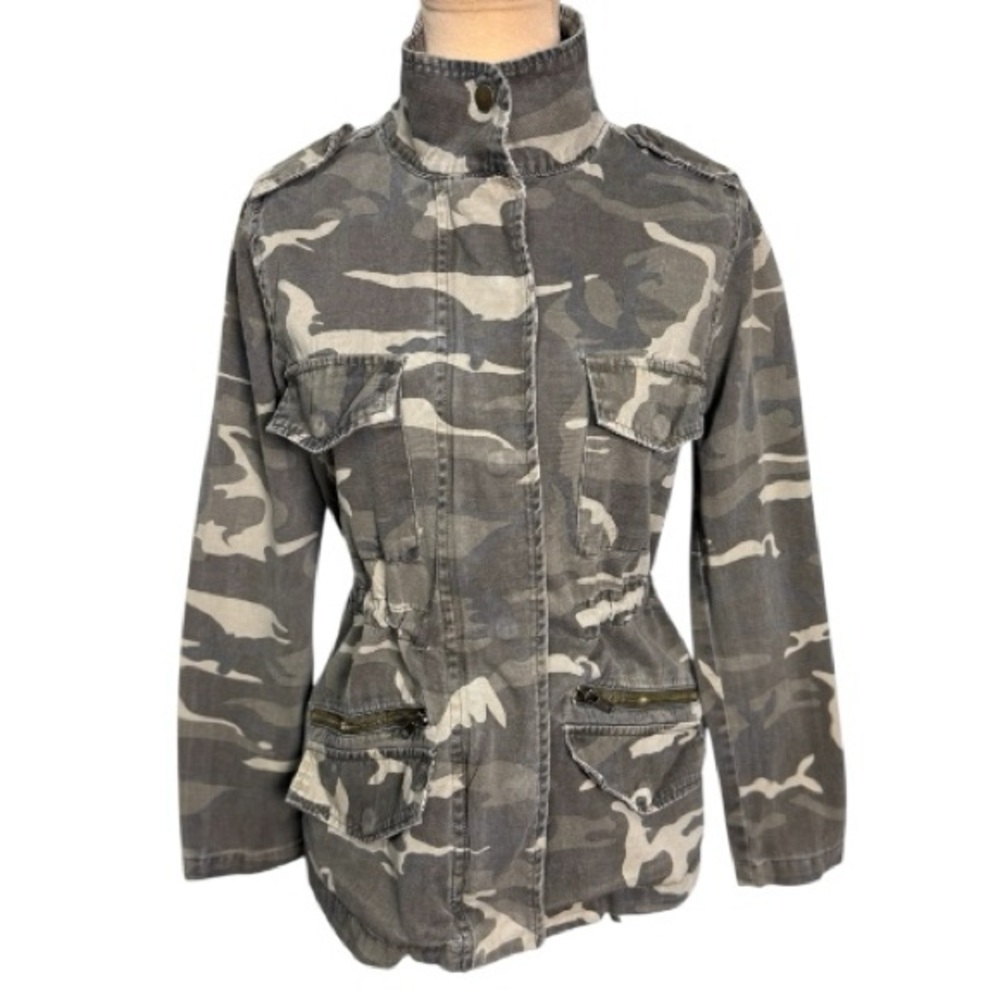 Sky and Sparrow Camouflage Jacket with Hidden Cinch Waist, Snap and Zip Up